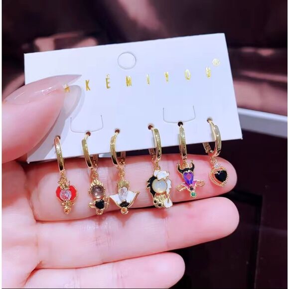14K Gold Plated Disney Villains Gemstone Theme Earrings Hoop Mismatched Set - Picture 2 of 5